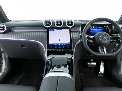 2024 Mercedes-BENZ GLC photo 2