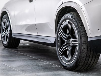 2024 Mercedes-BENZ GLC thumbnail 35