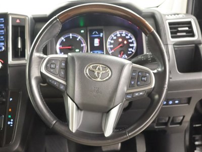 2020 Toyota GRAND ACE — миниатюра 6