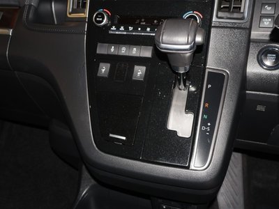 2020 Toyota GRAND ACE — миниатюра 16