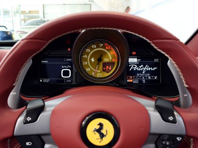 صورة 8 لـ 2020 Ferrari PORTOFINO