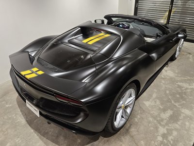 صورة 6 لـ 2025 Ferrari 296 GTS