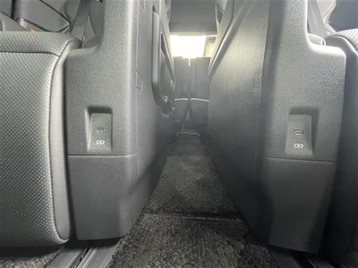 2025 Toyota ALPHARD — фото 20