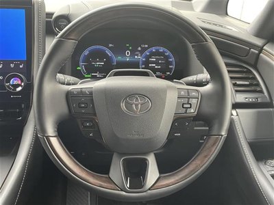 2025 Toyota ALPHARD — фото 13