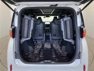 2024 Toyota ALPHARD — фото 27