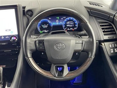 2024 Toyota ALPHARD — фото 13