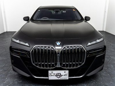 2022 BMW 7 SERIES photo 4