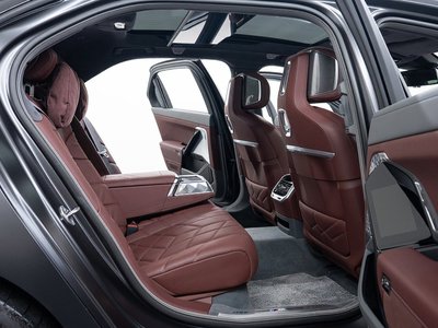 2022 BMW 7 SERIES thumbnail 43