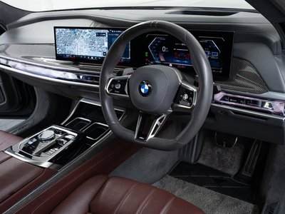 2022 BMW 7 SERIES thumbnail 32