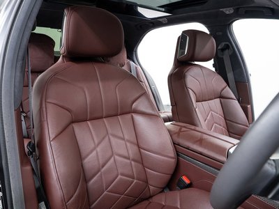2022 BMW 7 SERIES photo 6