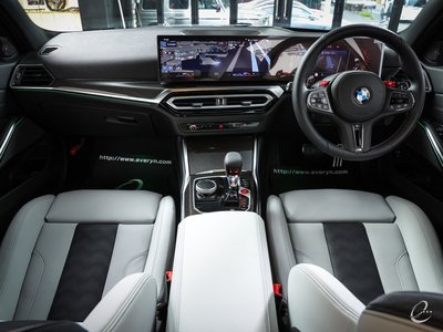 2024 BMW M3 TOURING photo 3