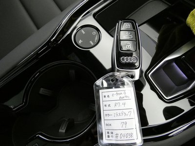 2025 AUDI E-TRON GT QUATTRO thumbnail 94