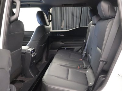 صورة 27 لـ 2024 Toyota LAND CRUISER 250