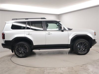 صورة 2 لـ 2024 Toyota LAND CRUISER 250