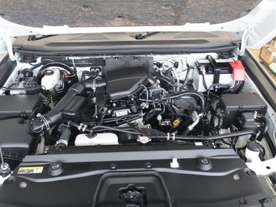 صورة 34 لـ 2024 Toyota LAND CRUISER 250