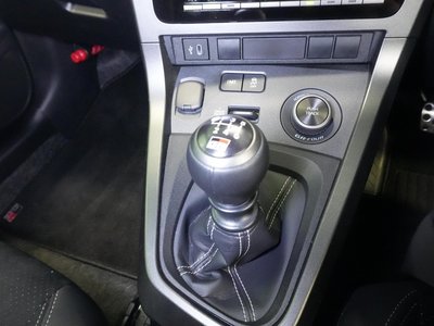 صورة 21 لـ 2025 Toyota GR YARIS