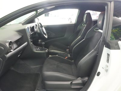 صورة 41 لـ 2025 Toyota GR YARIS