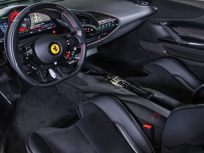 صورة 15 لـ 2021 Ferrari SF90 STRADALE