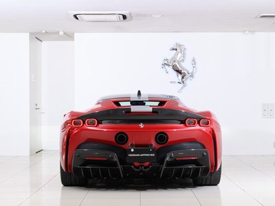 صورة 14 لـ 2021 Ferrari SF90 STRADALE