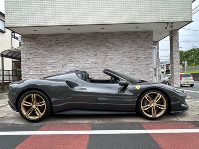 صورة 3 لـ 2026 Ferrari 296 GTS