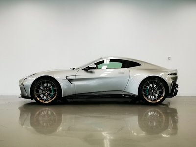 2025 Aston Martin VANTAGE — миниатюра 26