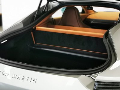 2025 Aston Martin VANTAGE — миниатюра 40