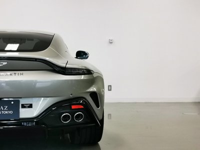 2025 Aston Martin VANTAGE — миниатюра 35