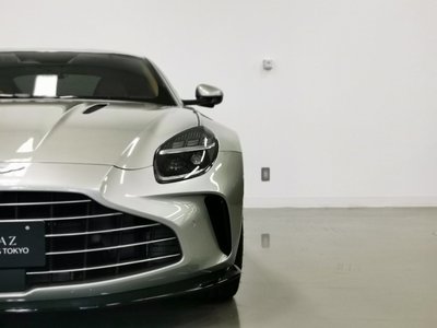 2025 Aston Martin VANTAGE — миниатюра 34
