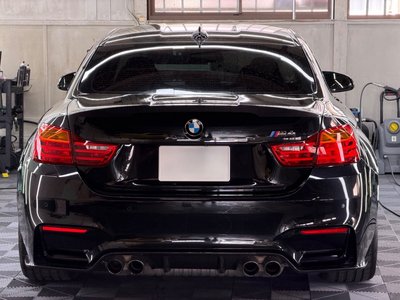 صورة 16 لـ 2014 BMW M4 COUPE