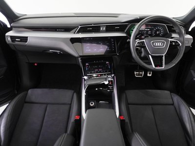 2024 AUDI Q8 SPORTBACK E-TRON photo 8
