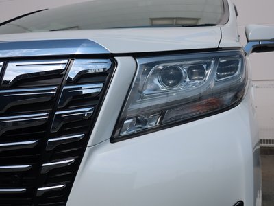 صورة 35 لـ 2016 Toyota ALPHARD