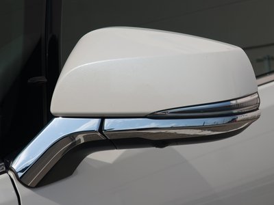 صورة 44 لـ 2016 Toyota ALPHARD