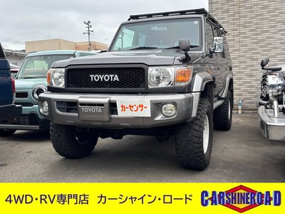 2015 Toyota LAND CRUISER 70 photo 1