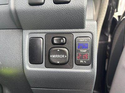 2015 Toyota LAND CRUISER 70 thumbnail 36