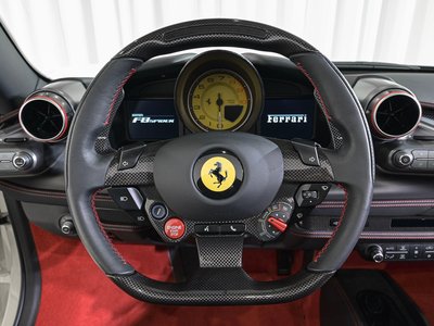 2022 Ferrari F8 SPIDER — фото 12