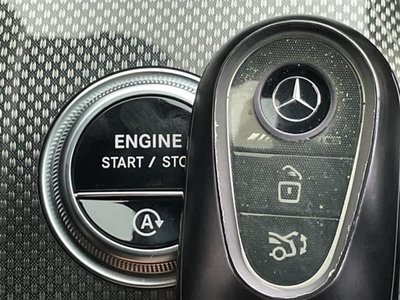 2023 Mercedes-BENZ C-CLASS AMG photo 13