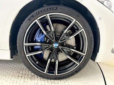 صورة 10 لـ 2024 BMW 3 SERIES
