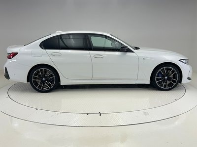 صورة 7 لـ 2024 BMW 3 SERIES