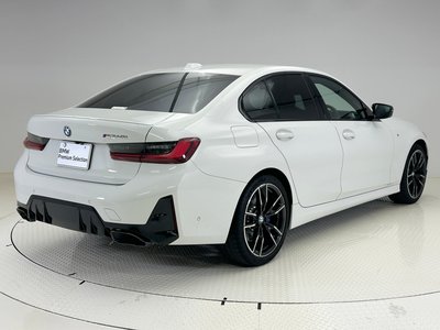 صورة 9 لـ 2024 BMW 3 SERIES