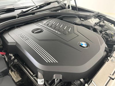 صورة 5 لـ 2024 BMW 3 SERIES