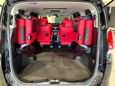 صورة 49 لـ 2020 Toyota ALPHARD