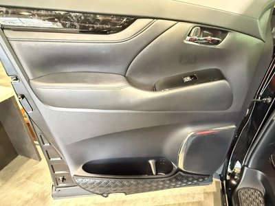 صورة 58 لـ 2020 Toyota ALPHARD