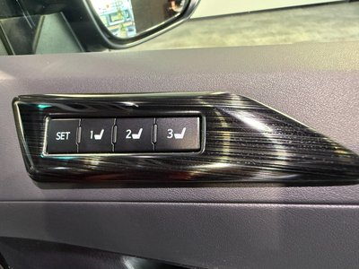 صورة 32 لـ 2020 Toyota ALPHARD