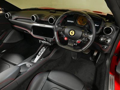 صورة مصغرة 2 لـ 2020 Ferrari PORTOFINO