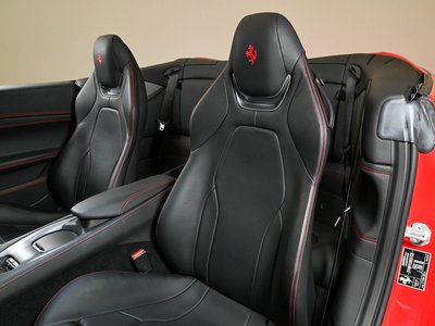 صورة مصغرة 3 لـ 2020 Ferrari PORTOFINO