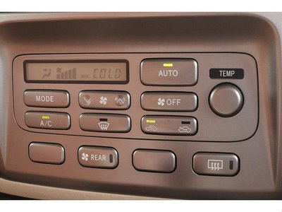 2002 Toyota LAND CRUISER 100 照片 19