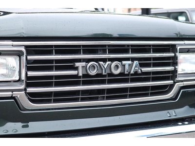 2002 Toyota LAND CRUISER 100 照片 29
