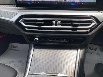 2024 BMW 3 SERIES TOURING thumbnail 28