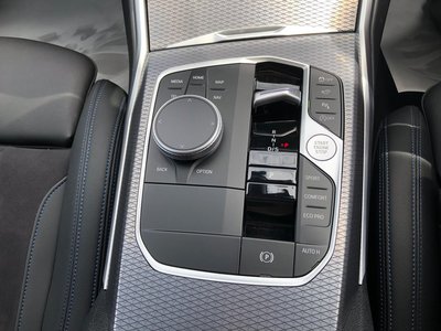 2024 BMW 3 SERIES TOURING photo 10