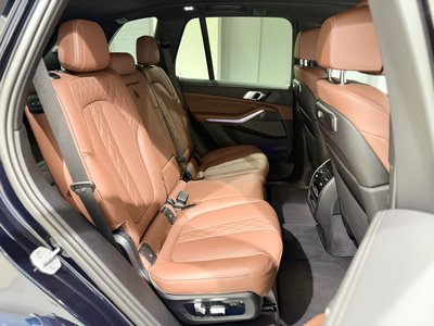 صورة 13 لـ 2025 BMW X5